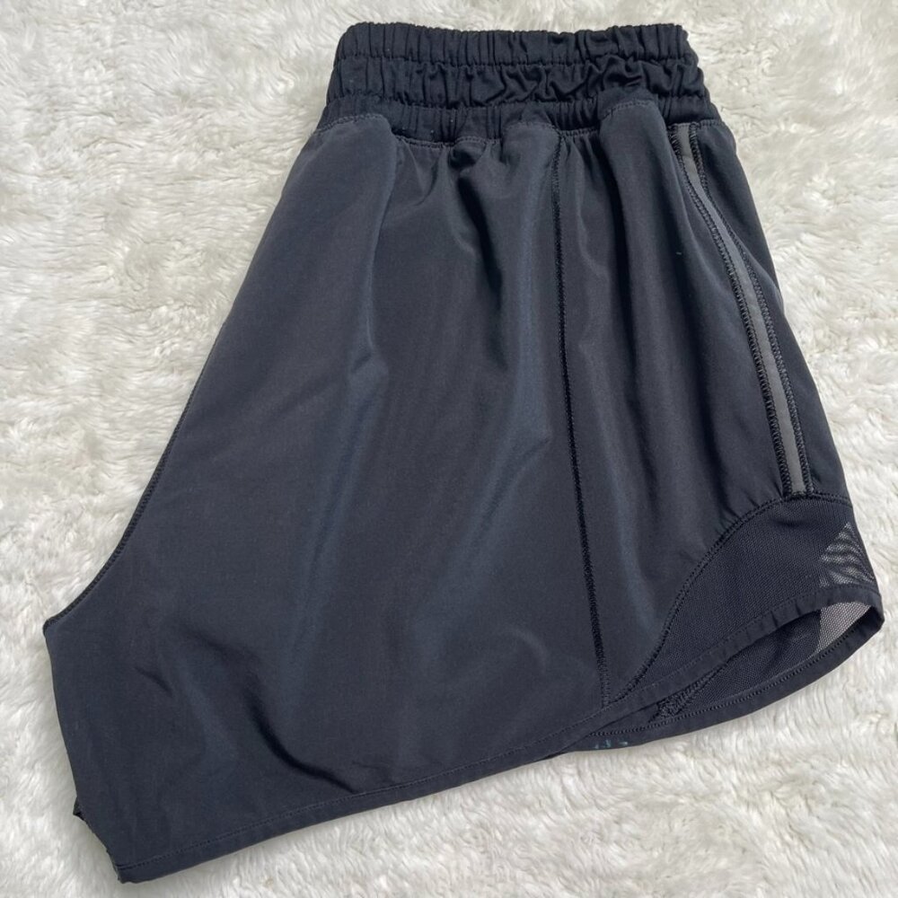 Lululemon Women's Black Hotty Hot Shorts Size 6 - Picture 2 of 10